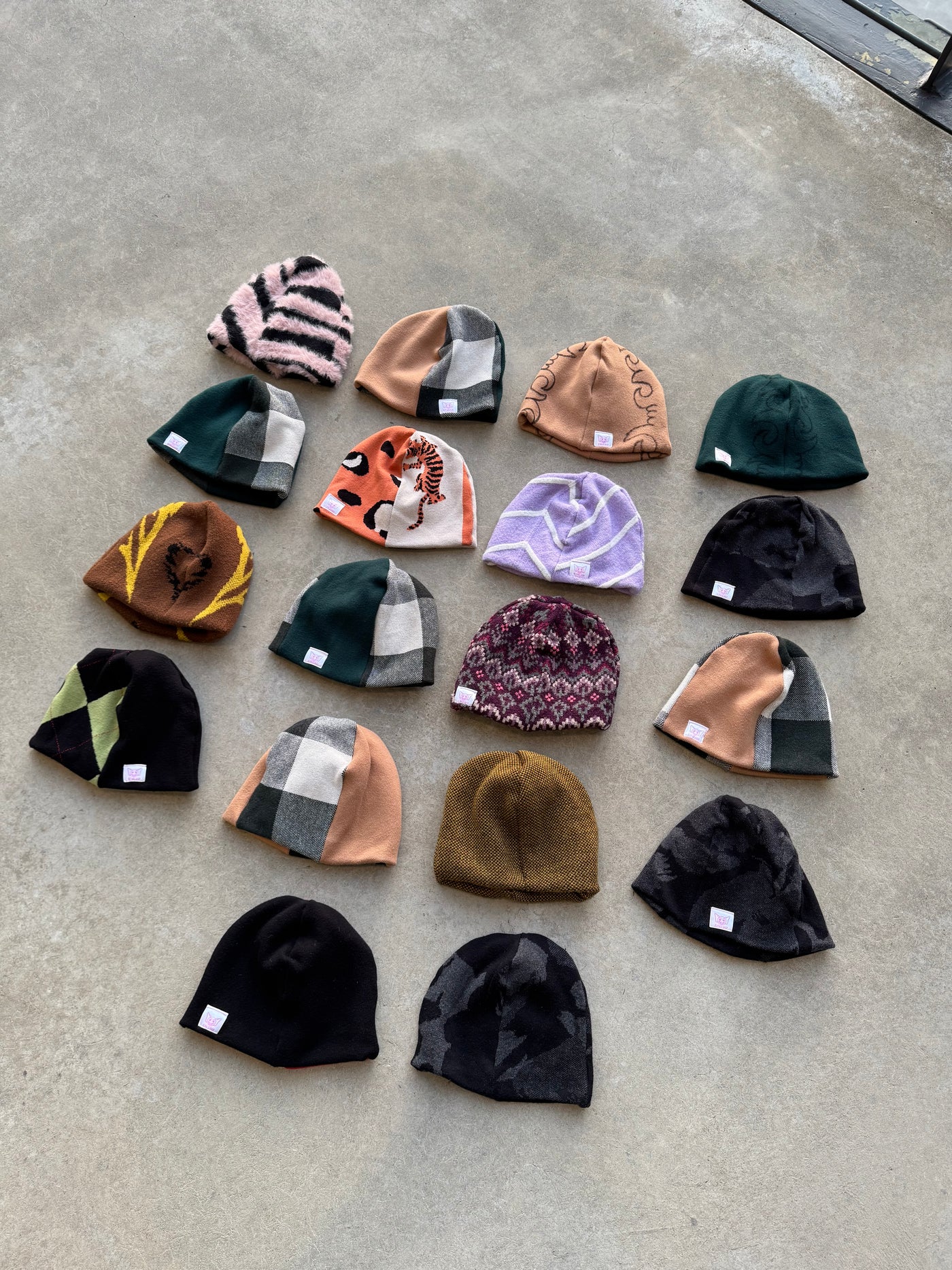 1/1 HandmadeLed Skullcap Beanie