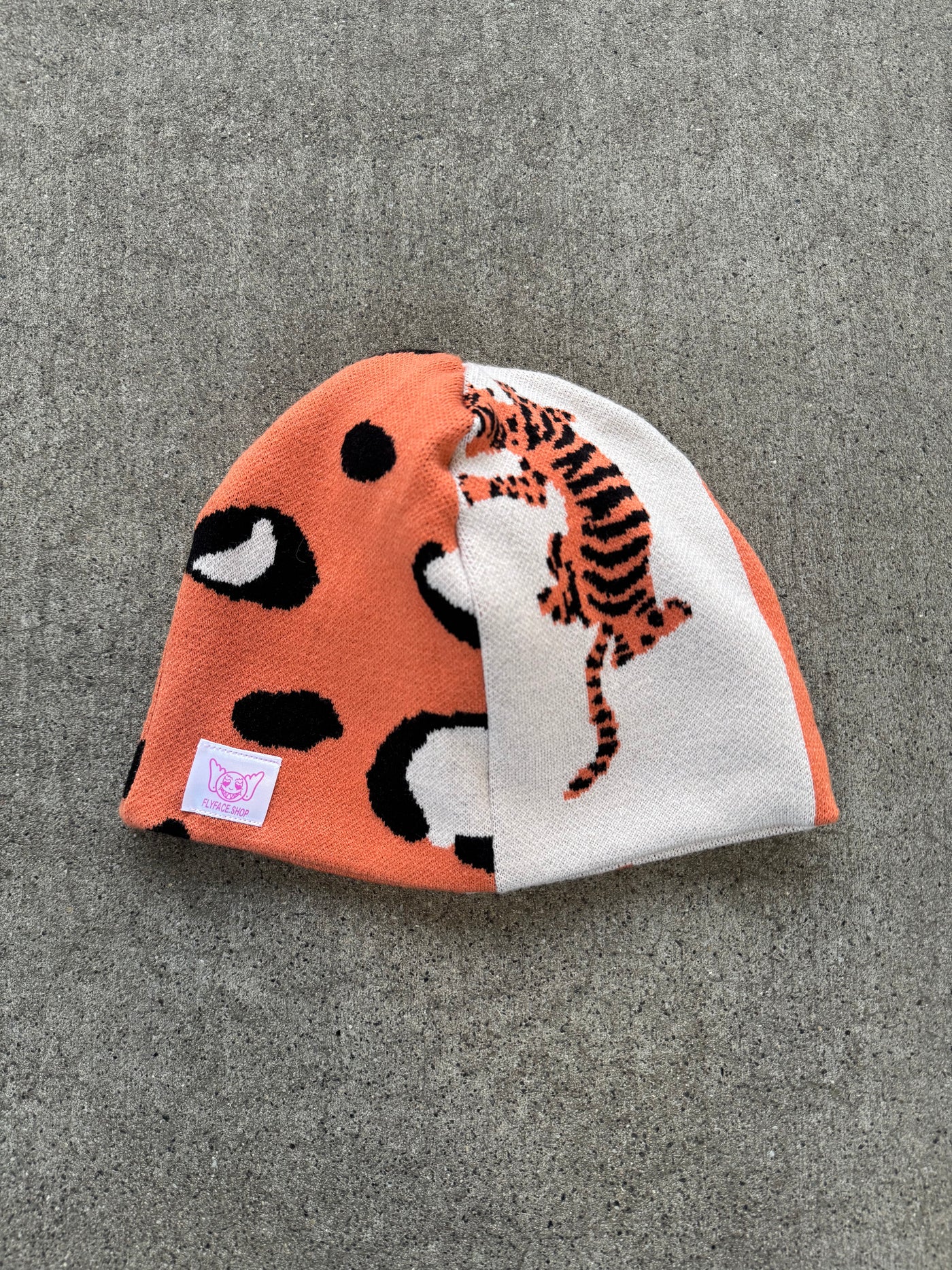 1/1 HandmadeLed Skullcap Beanie