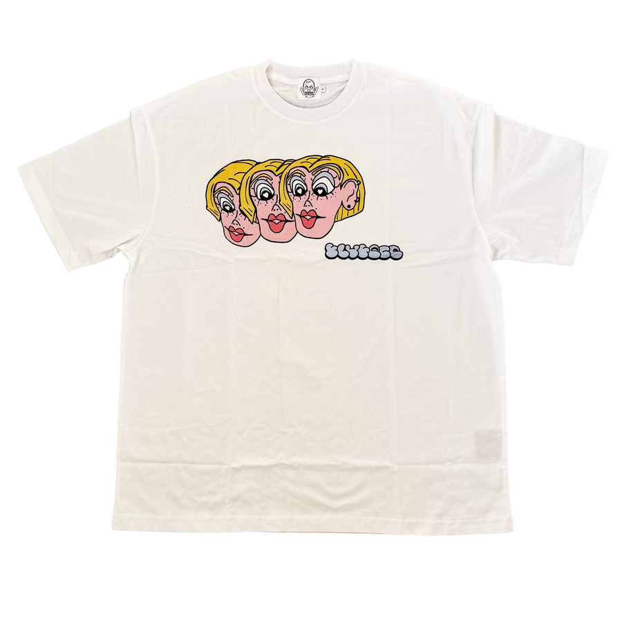3 Girly, Tee